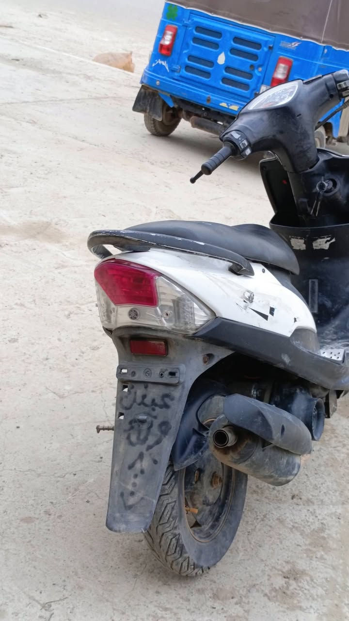 سلام عليكم دراجه ماكس عدله الدراجه خير من الله الدراجه كامله كهربائيات وميكانيك الدراجه سعرها 450.  ‏‪***********‬‏
