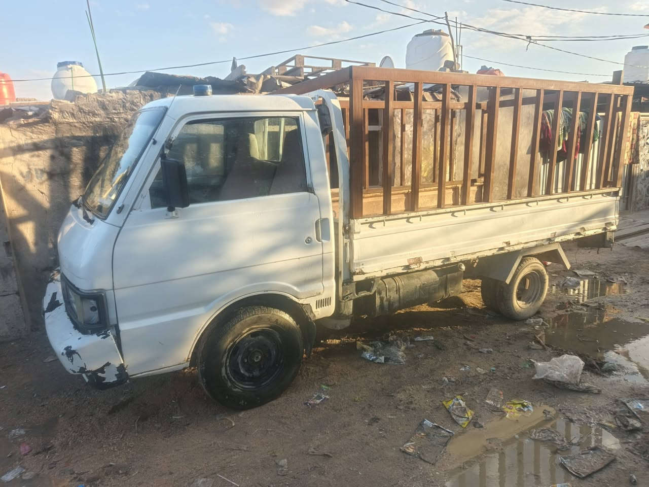 اسلام عليكم سياره كيه بنكو موديل 94 تك قماره رقم كربلاء سنويه لل29 السياره جاهزه كير ومحرك مكفول بيها رقمين بل شاصي ما مبينات لسيارة راعيها موجود بكربلاء ولسياره هم بكربلاء سعر 40وبيها مجال
للاتصال *********** ما متواجد ع الفيس
