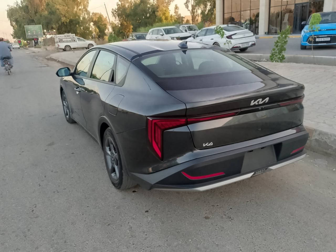 2025 KIA K4
سعة المحرك:-2.0 DOHC بانزين
المسافه المقطوعه:-13201
اللون:-فيراني 
الموديل:-2025
عدد المقاعد:-5

الإضافات #👇👇
-شاشه متصله ديجيتال 
-تحكم صوت
-نحكم سرعه
-هاند بريك كهرباء
-رادار تحديد مسار
-مثبت سرعه
-مانع انزلاق 
-أوامر صوتية
-تحديد مسافه امان
-بصمة تشغيل
-كاميرا خلفية
-أشاره بالمرايه
-مقاعد مخمل رصاصي
-لايت زينون

والمزيد من الإضافات في عالم (KIA)

       🚗   حادث السياره كما موضوح في الصور🚗

السعر 149
---------------------
                        *****

-  او الاتصال على الرقم التألي

 Messenger _ WhatsApp _ IMO  _Viber

 المبيعات والعلاقات العامه 👇

📞  ***********/

((أن ارضيناك فتحدث عنا و إن لم نرضيك فتحدث إلينا ))
