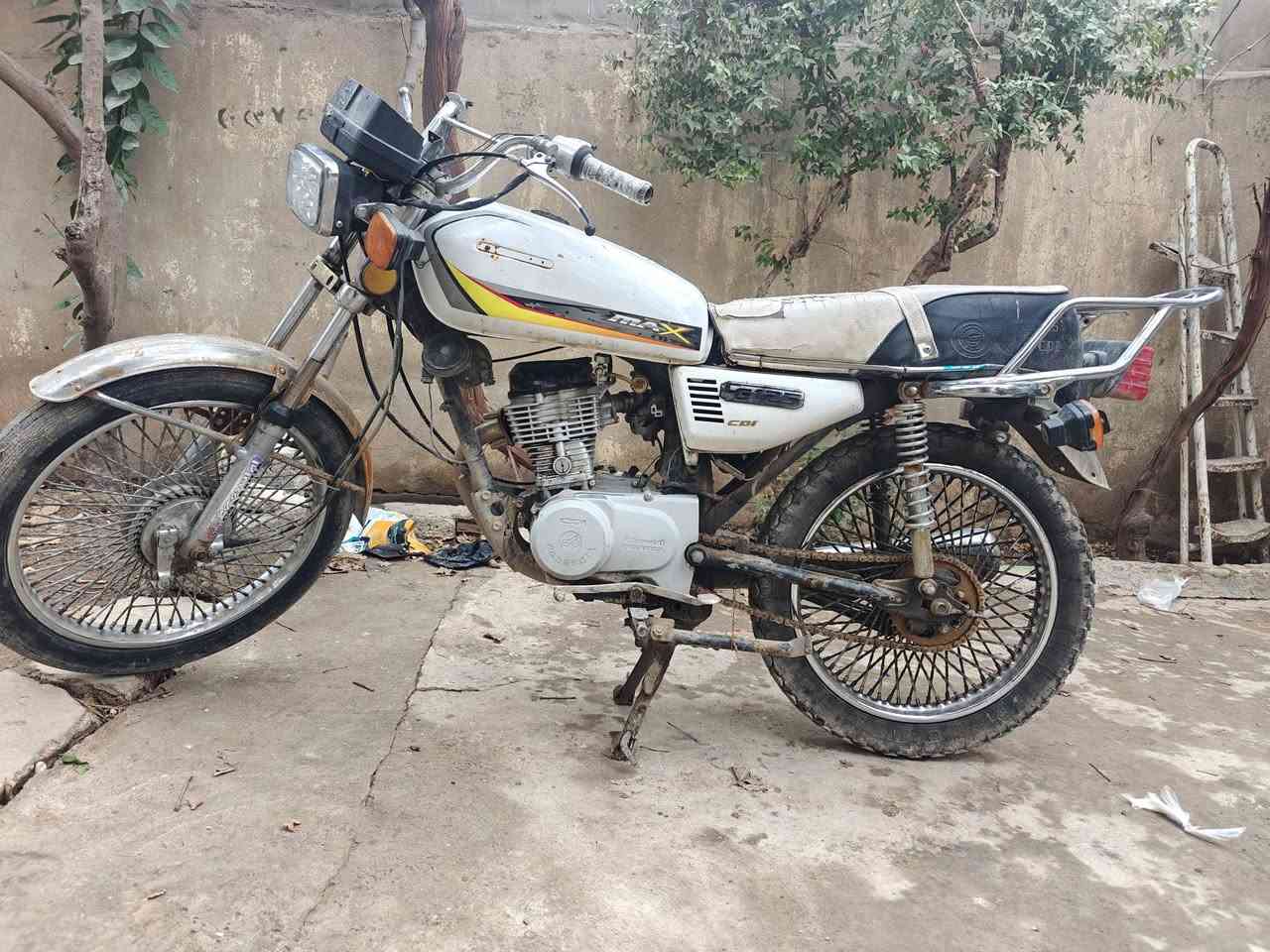 نامه برو موديل 2017سعر 200استفسار 0781 685 7614
