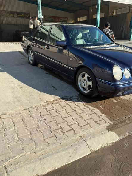 سلام عليكم مارسد ام عيون ١٩٩٨ مكينه خراطيم كير D4 صدر مكينه  كير كله جديد مابيه نقص اي شي رقم اربيل تحويل ثاني يوم السعر قفل 90وبيه مجال ***********
