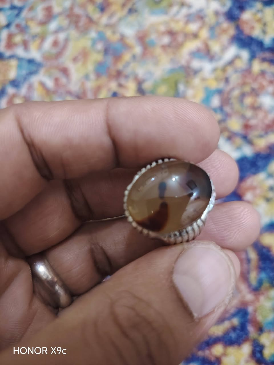 السلام عليكم عقيق يماني المصور العنوان بغداد الشراي طب خاص  ***********
