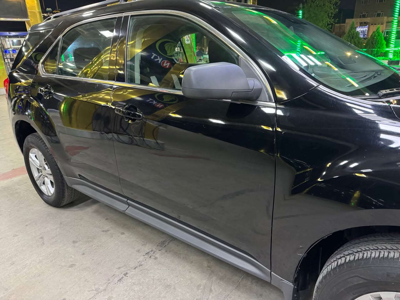 شۆفلیت ئیکنوکس 
مۆدیل2010
بئ بۆیاخ 
مەکینە 4بستۆن 
گیرومەکینە بەشەرت نەکراوەتەوە
سەنەوی تازەیە تا2030بەناوی خۆمەوەیە
سعر98وەرەقە کەمئ معامەلە
رەقەم موبایل*********** السليمانية, العراق
