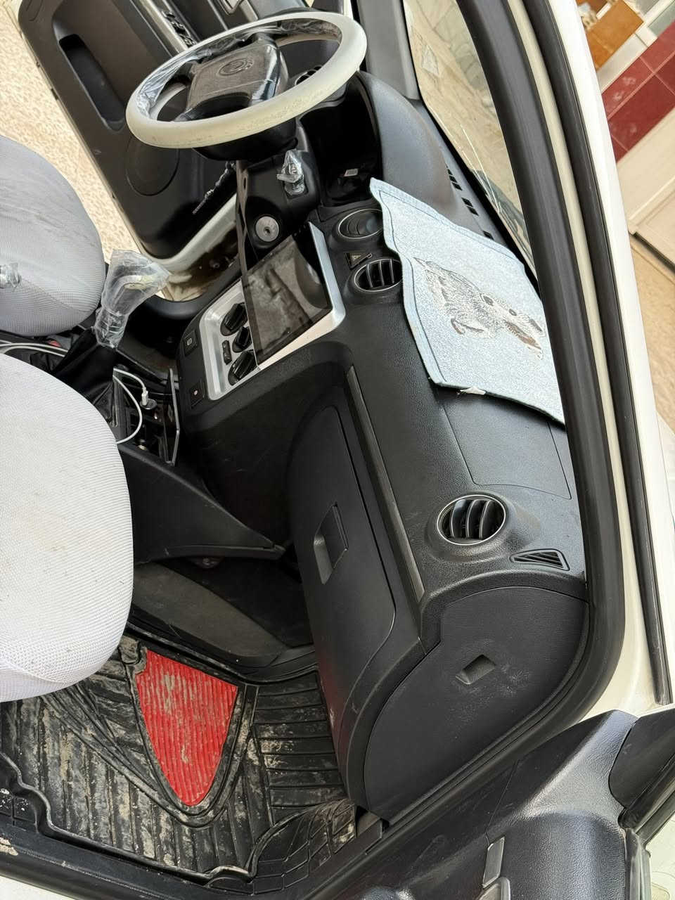 سلام عليكم سي كي للبيع موديل 2013قصه الجديده 
سيارا جاهزا منقصها اي شي 
طخم امامي خلفي جديد طخم تايه جديد 
تبريد ثلج 
كابون بانزين ورقي ويها 
سيار برغي منقصها جاهزه من كلشي 
بيها طخا بل جاملخ الامامي نص جاملغ 
سعر السيارا 57 وبيها مجال حك الجيه 
تفاصيل اكثر اتصال ع رقم 
***********
***********
