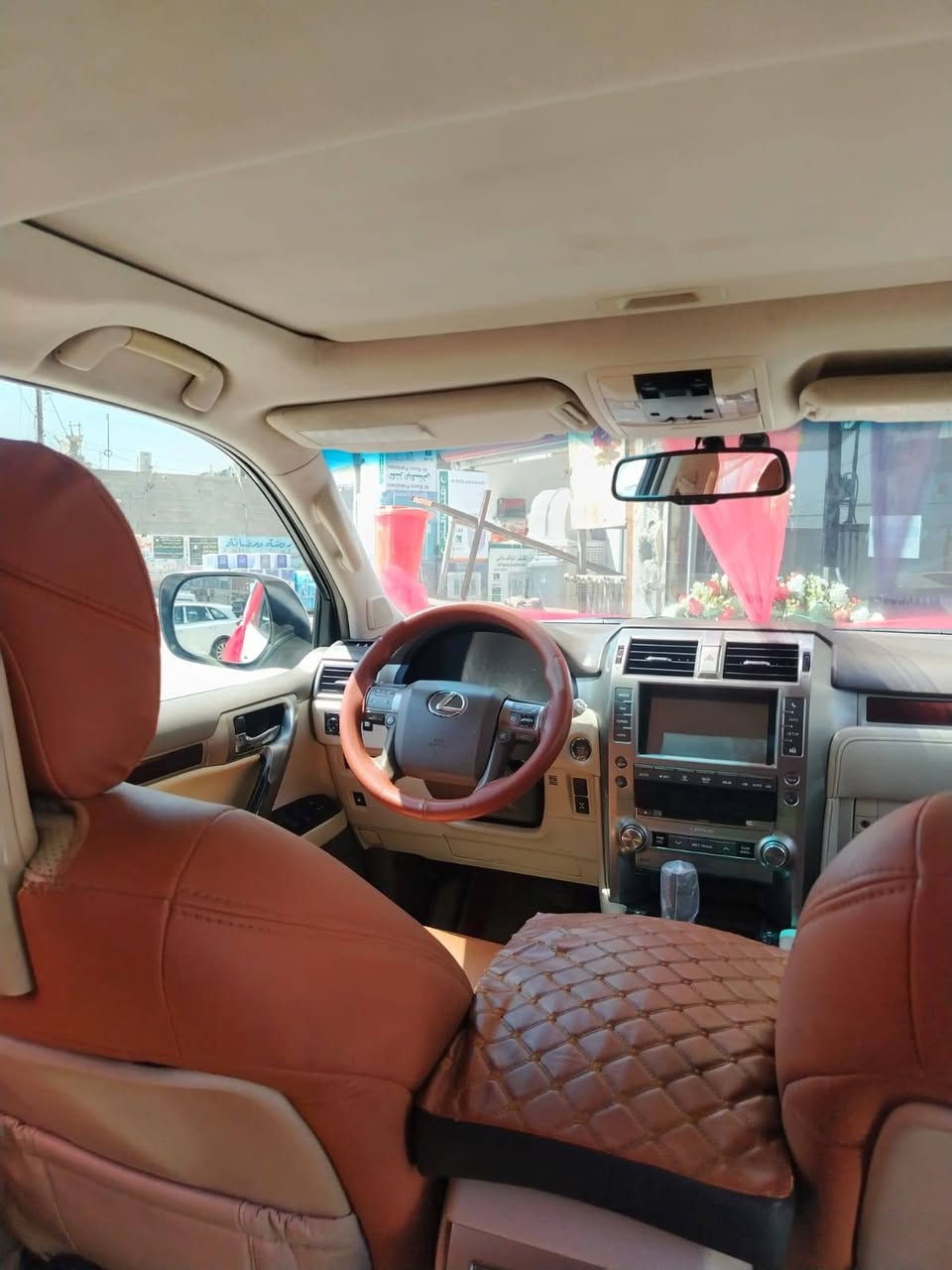 .السلام عليكم سياره لكزز موديل 2017 فول مواصفات بيه صبغ جاملق امامي وجزء من الباب الصدر والباقي مكفول السعد 260
رقم موبايل 
***********.
