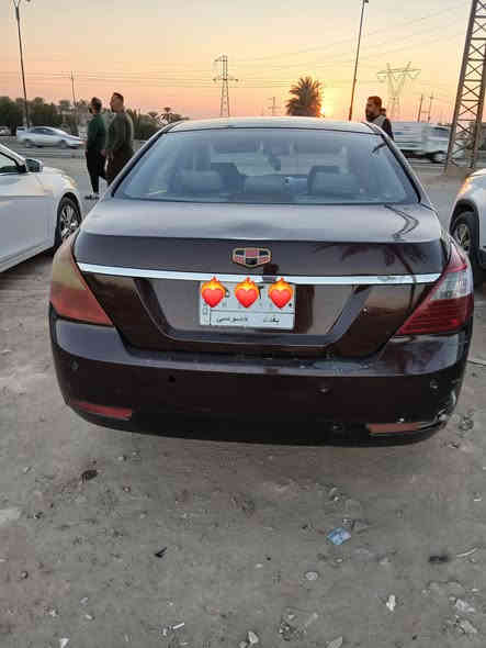 السلام عليكم
امكراند موديل ١٢ باسمي بغداد سنويتها لل٢٦ مصبوغه عام اثر جراد ضربتها بنيد وجاملغ ايسر فقط مبدلات كير ومحرك كورلا ١٨٠٠ لايت ابيض زنون عالي ناصي صدر امامي زين صدر خلفي مشتريه وبالجنطه يعني بس تشد السياره حلوه وكاعده سعرها ((٤٦ وبيها مجال قليل))
***********
***********
