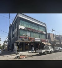 بناية حديثة • ٣٠٠م • سند مستقل