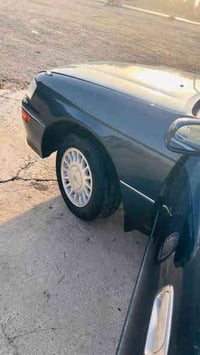 تويوتا كراون (بطة) للبيع  موديل   سيارة اصولية مابيها اي غرامات 1993 ر...