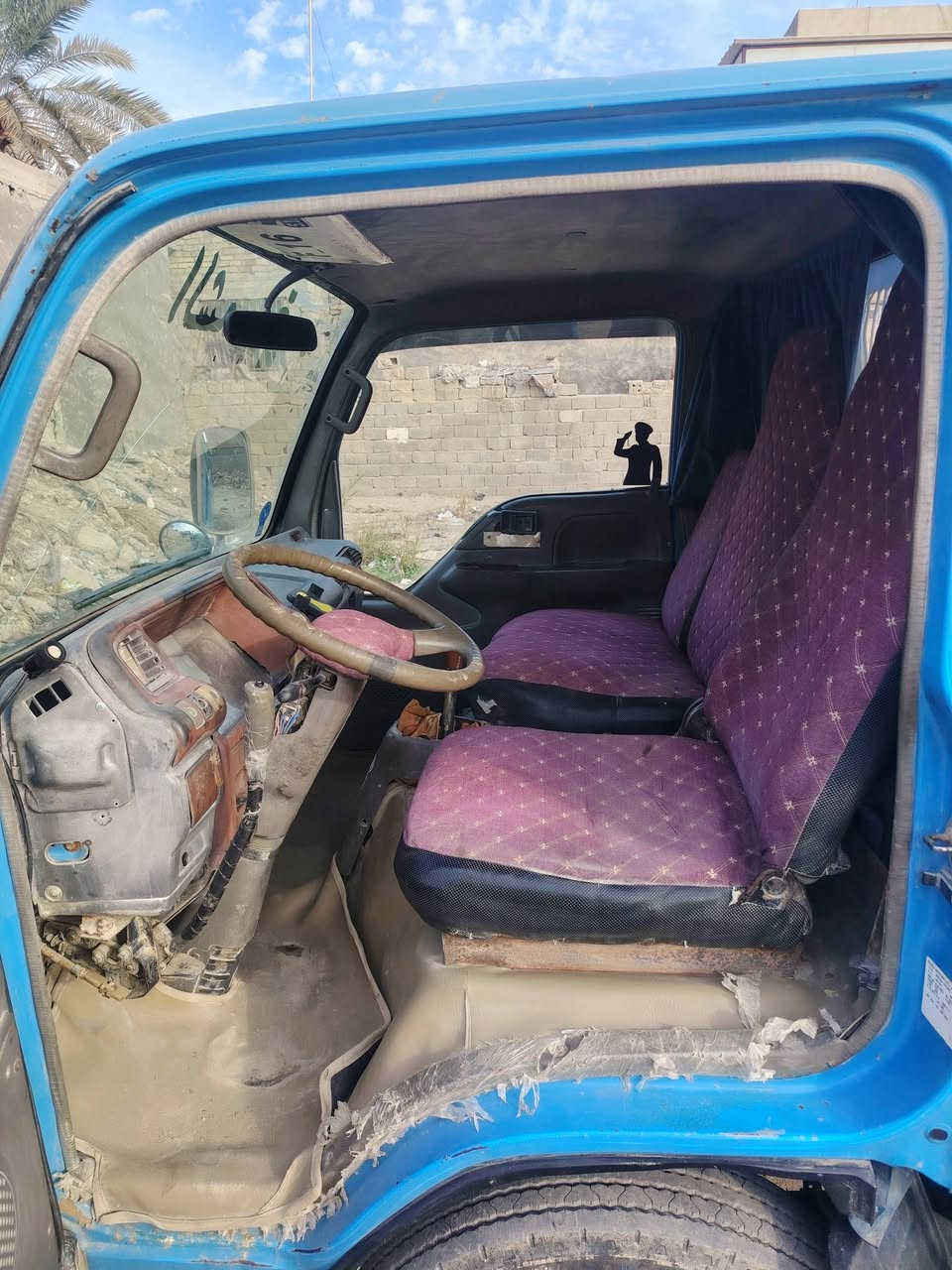 البيع ازوزه موديل 2002 قلاب بلادي رقم قاسيه اصفر مكفوله مكان بابل جبله *********** & ***********
