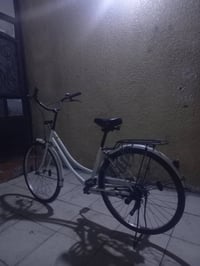 باسكل الابيض شركةNA2💯 حجم 26  موديل 2016 تايرات جوابة جدد 🗿 مكان بغداد...