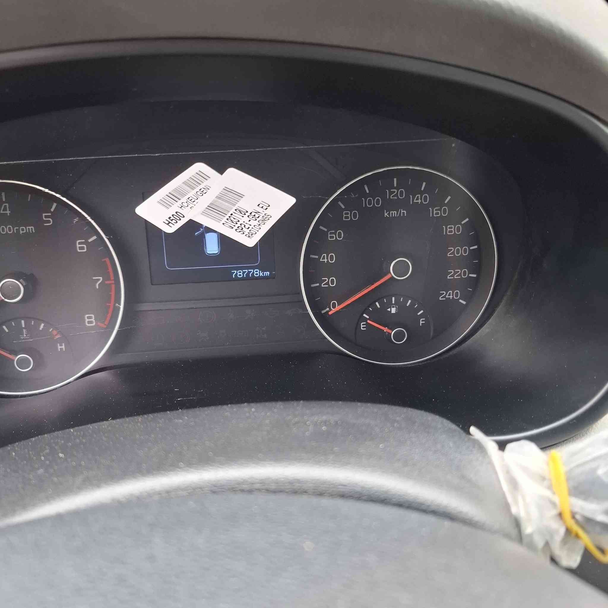 سلام عليكم
سبورتج ٢٠١٧خليجي مكفوله عدى شخط بسيطه بالباب الخلفي 
ماشيه شي بصيط
مواصفاته عاديه نص 
تخم زنون تخم تاير وسيير منازل
السياره بسمي ثاني يوم تحويل
غير متواجد على فيس بس على الرقم 
***********
السعر 180وبيها مجال
