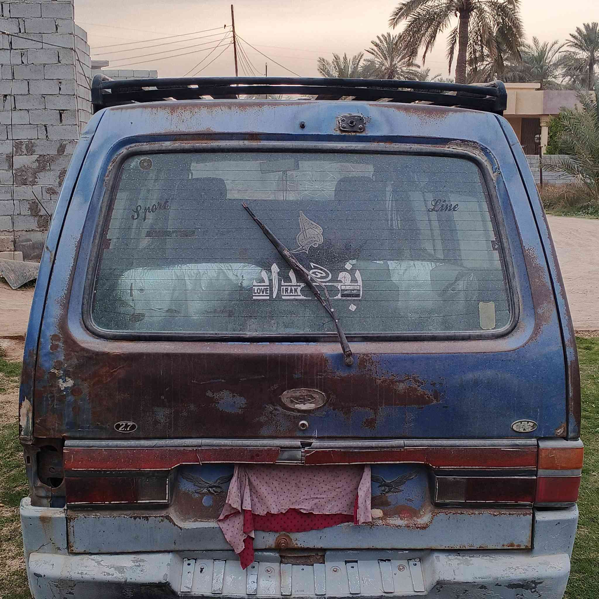 سياره بسته موديل 94 للبيع او مراوس حسب القناعه كير محره اكسل خير من لله تخم تاير باتري جديد سلف جديد *********** كورك بي وتساب *********** مكان بغداد ابو غريب
