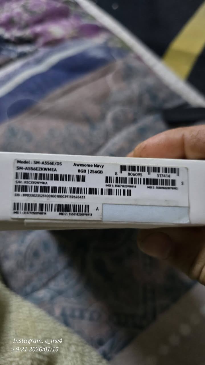 السلام عليكم جهاز سامسونج A55 5G ذاكرة 8/256 جهاز جديد شخط مابي استخدام قليل كامل الاغراض الكيبل ممفتوح وساعه سامسونج 5 نضافة 90% 
كارتونه وشاحنه وياها للبيع  سعر الجهاز 350 بي مجال والساعه 125 بيها مجال
 بسيط مكاني بغداد الكرخ 
***********
