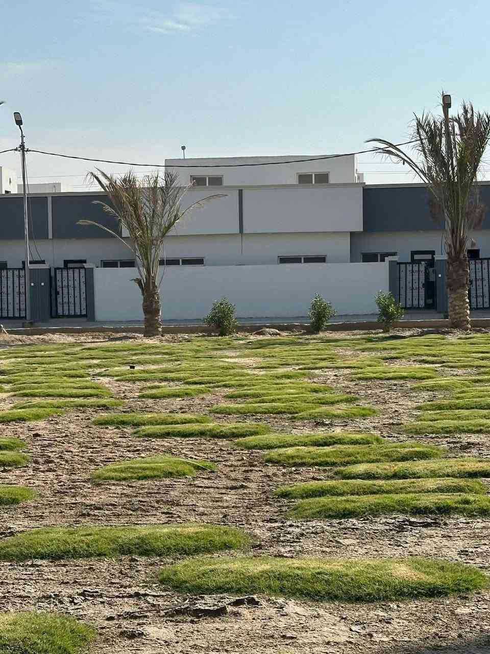 عرض مميز🔥
بيت  داخل مجمع الوفاء السكني بلوكB
المساحة :100 m 
مرحلة ثانية // سنة ونصف-سنتين الاستلام
 *سعر الوحدة السكنيه 85 مليون تنطيني المقدم+تطلوعه والباقي للمصرف العقاري تسدد
*سند طابو صرف
استلم منك: المقدم الواصل للشركة 28  +تطلوعة 8 قفل
*قسط شهري 500 الف
*مواد بناء ممتازة جدا 
طابوق جمهوري وبنى تحتيه من اعلى المناشئ
تفاصيل اكثر مراسلتي او الاتصال 
***********
