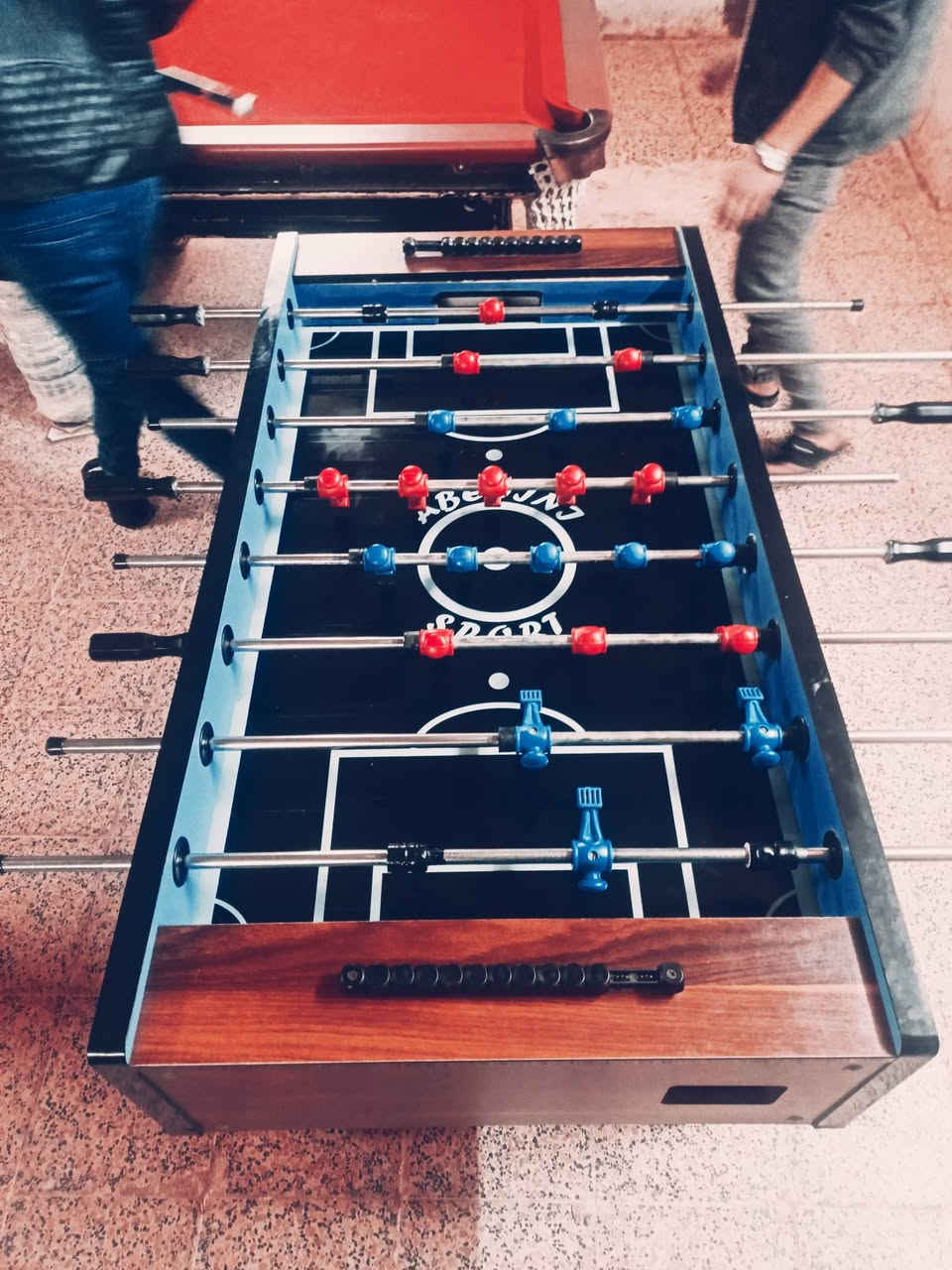 فيشه للبيع نضيفه حيل شي كدام العين السعر خاص هاذا رقمي ***********
