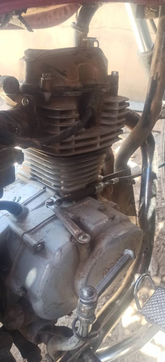 السلام عليكم للبيع موطور 
السعر 250 وبي مجال
الاتصال عل رقم ‏‪0782 445 7541‬‏
