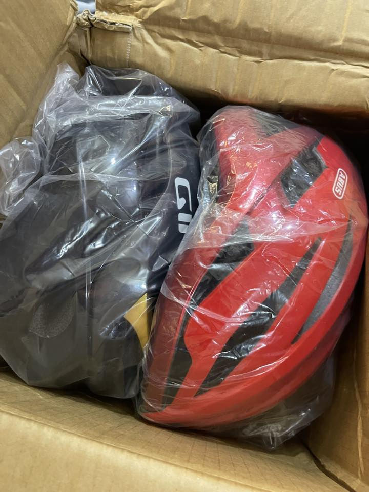 خوذ دراجات قطعتين بهيج شكل السعر 45 مع التوصيل


**إذا كنت صاحب هذا الإعلان وتريد حذفه لأي سبب، رجاءا أرسل رسالة إلى الدعم الفني**