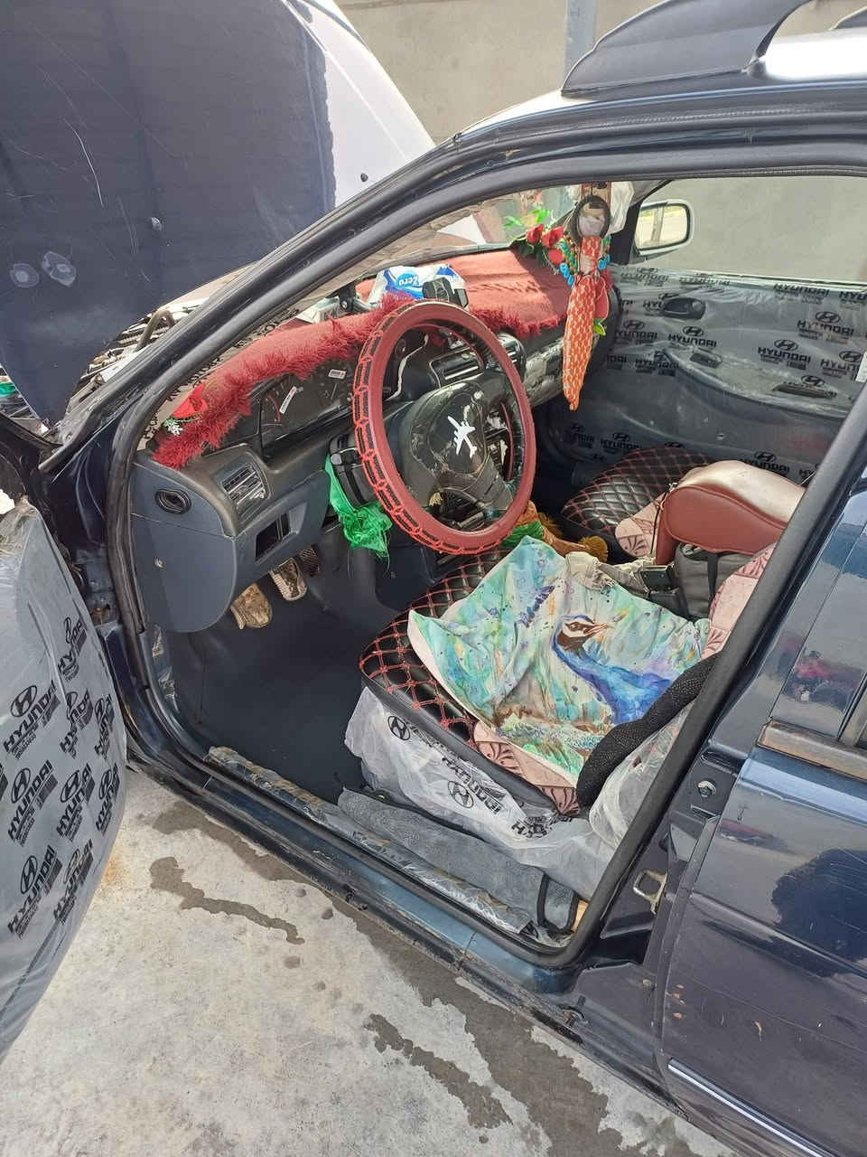 سلام عليكم كيه سيفيه البيع مكانه واسط الزبيديه موديل ٩٤ السياره جاهزه مال جناي تبريد شغال تخم تاير جديد رقم نكليزي بسمي تحويل ثاني يوم *********** - ***********
