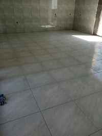 متفرغ حاليا  خلفه سيراميك وكاشي ومرمر وبورسلين وبايات درج وتصفير لبخ ٠...