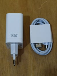 شواحن ريلمي اصلية  بلادي شركة شرط الفحص شحن سريع عداد حسب نوع جهازك اص...