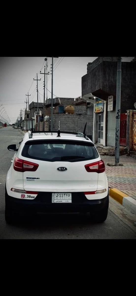 سلام عليكم 
‏
‏
‏سبورتج للبيع 
‏
‏موديل ١٣
‏
‏وارد خليجي
‏
‏نص فوول
‏
‏مواصفاات
‏
‏بنرامه
‏
‏مانع انحدار مانع انزلاق 
‏
‏حساسيات خلفيه وماميه
‏
‏2كامره دواره 
‏
‏منضومه عالي ناصي
‏
‏شاشه تاب اندرويد
‏
‏ثلاجه بل جكمجه
‏
‏دبل سويج
‏
‏مري شفط
‏
‏اشاير بلمري
‏
‏تخم تاير جديد 
‏
‏مكينه كير كفاله 
‏
‏السياره خير من لله 
‏مكانهه ديالى 
‏رقم الهاتف ***********
‏***********
‏
