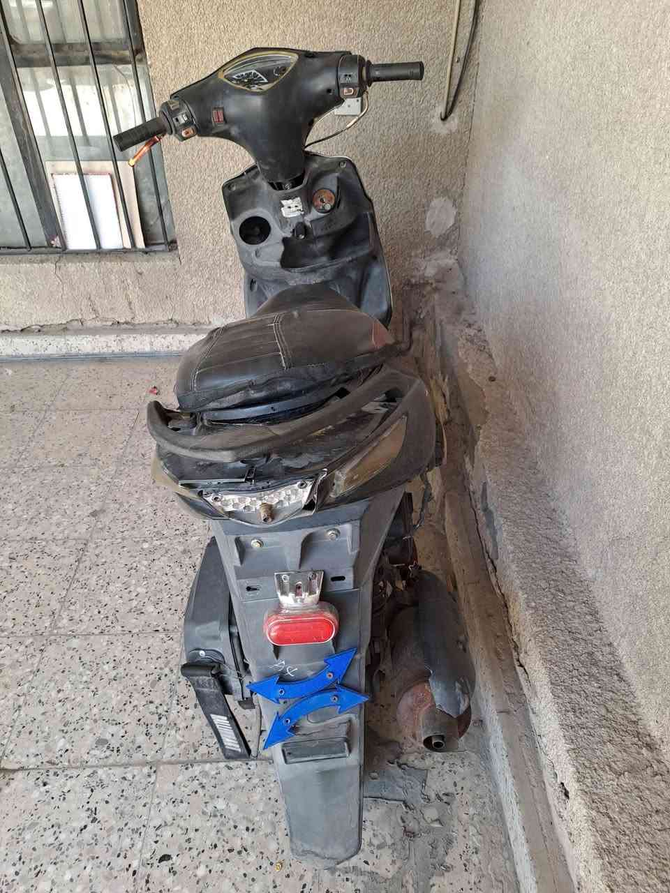 دراجه ماكس مضلع صيني تشتغل سلف وهندر بيها تبخير شغاله كامله سعر ٢٠٠ الف بغداد سيديه ***********
