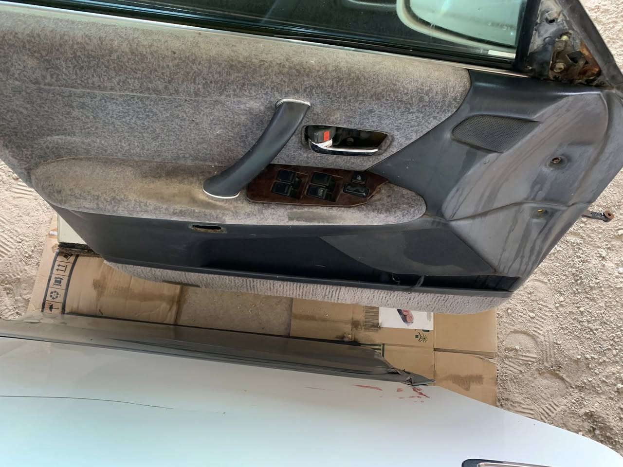 السلام عليكم سستم راس الثور ناقص بس جاملغ واحد جهت العبري كامل هو وبكلايت والبطاين ب175هاذ رقمي ***********
