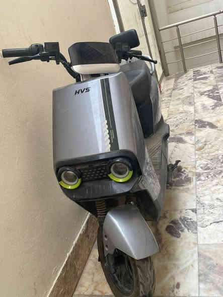 السلام عليكم 
دراجه شحن للبيع أباجي 318
المواصفات
الدراجه خمس بطاريات 
لإيتات زنون عالي ناصي 
خلفيه واماميه 
أشاير يمين ويسار 
السعر 550
72فولت
سرعته الحقيقه بالسبعينات 
العنوان /الكريعات قرب قاهر الأسعار 
للتواصل والاستفسار/***********
