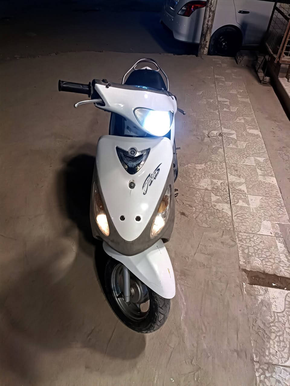 السلام عليكم ماكس منغولي حاويه عل وضع البلاد محرك مامفتوح  نضيفه بشكل وناعمه متنسمع نهضه ومعدل بطانش شرط
كهربائيات اشاير لايت عالي ناصي سكنات بك لايتك سلف هندر نكره بكل وقت اي شي مناقصه كله شغاله بريكات بلمكان يعني اي شي مناقصه مكاني ديوانيه بمركز ديوانيه السعر 550 نهايته


**إذا كنت صاحب هذا الإعلان وتريد حذفه لأي سبب، رجاءا أرسل رسالة إلى الدعم الفني**