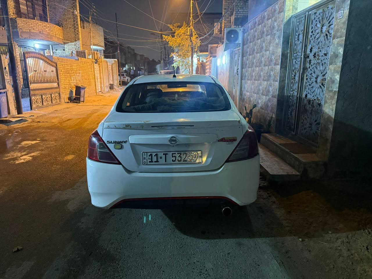 سلام عليكم نيسان سني سعر102
موديل 2018 كير محرك ما مفتوحات كهربايات تبريد بشرط مكفولة مغلفة جلد الارضية وبيها شاشة 
مابيها صبغ فقط بارد 3 مكانات وصغار بسمي رقم انكليزي مكاني بغداد البلديات  رقمي ***********
*********** بيهن واتساب
