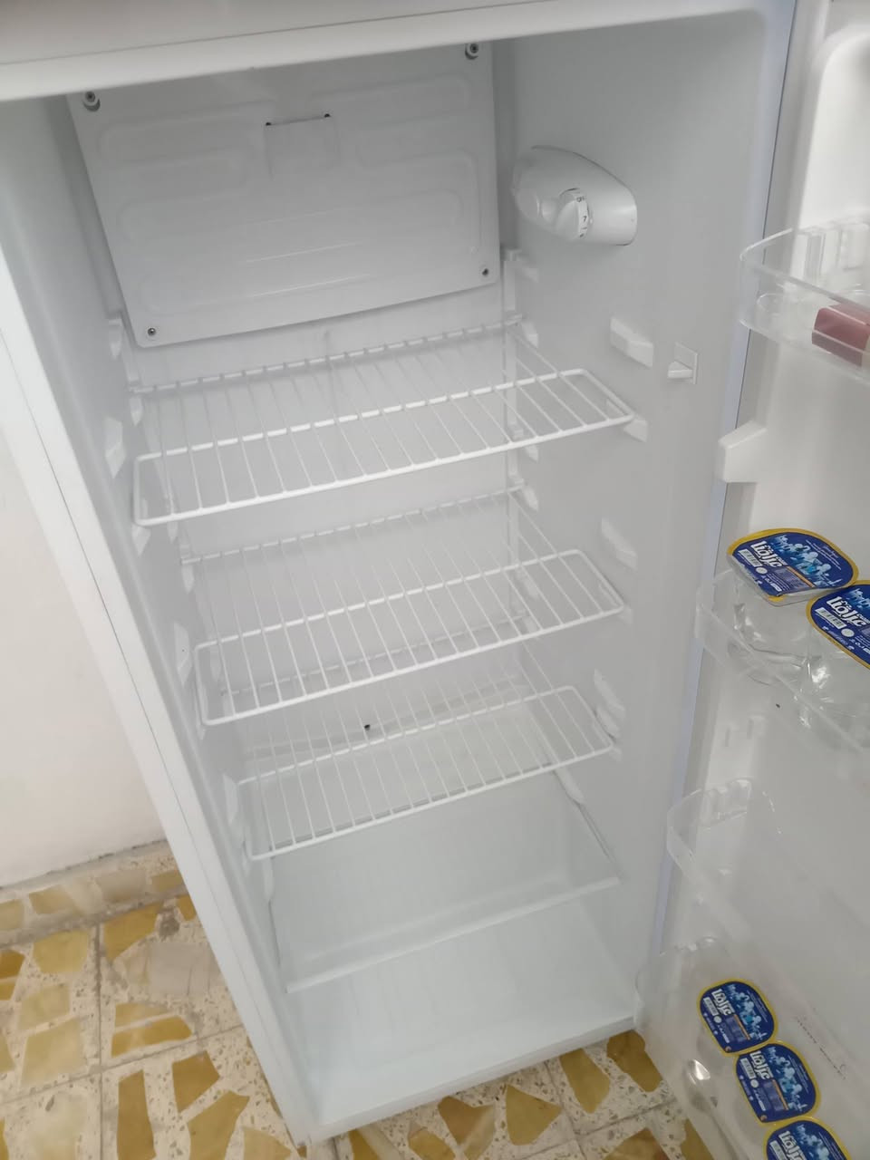 ثلاجه كلش جديده اجتي كهرباء حركت ماطور يريدها يصلحها سعرها ٨٠ بالبياع


**إذا كنت صاحب هذا الإعلان وتريد حذفه لأي سبب، رجاءا أرسل رسالة إلى الدعم الفني**