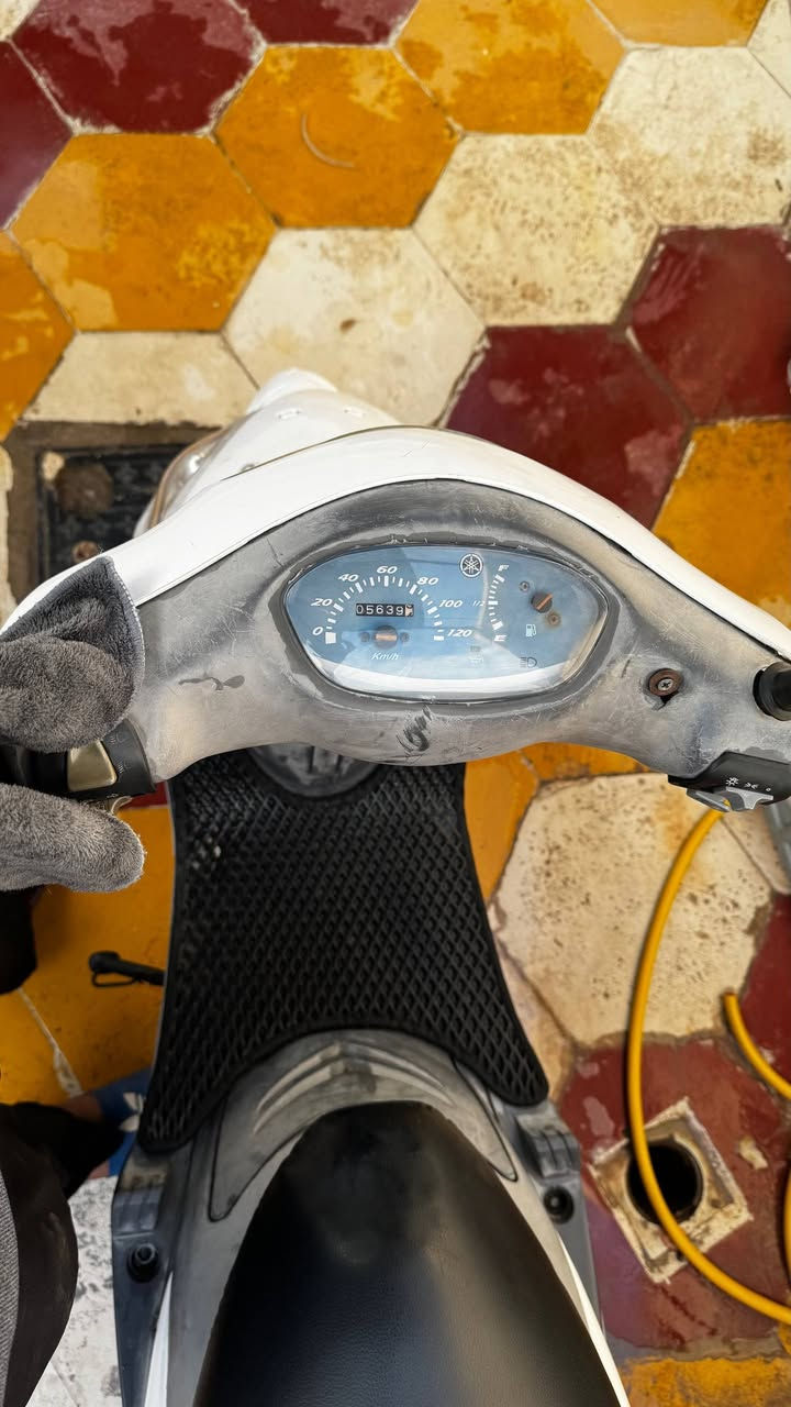 السلام عليكم
ماكس منغولي دراجه حلوه ونضيفه ناعمه تخبل نكره  سلف مفتوحه فقط لاستيك ولف وين ما تريد روح افحص  كلشي بيها شغال سلف هندر كهربائيات تايرات جدد 
الدراجه كفرها تجاري و الاصلي موجود الدراجه ربع ما تصرف عليها 
السعر خاص والشراي احطه عله راسي 🤍


**إذا كنت صاحب هذا الإعلان وتريد حذفه لأي سبب، رجاءا أرسل رسالة إلى الدعم الفني**