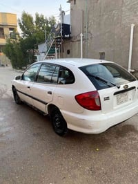 كيا ريو موديل 2000 سياره حلوه مال بيت كير محرك نضيفات كهربائيات شغاله ...