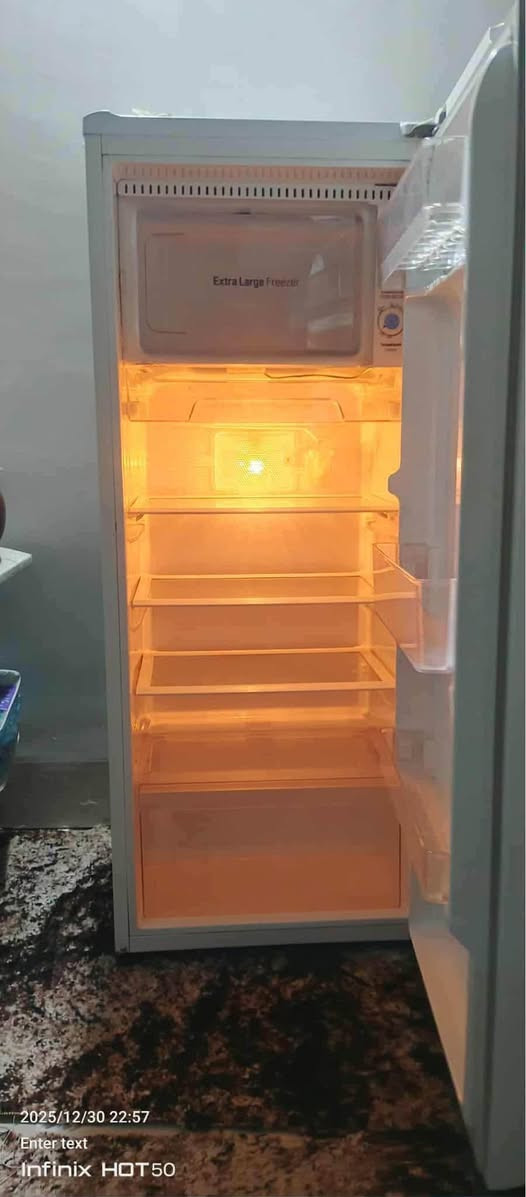 ثلاجة LG سعر 160 الف سەلاجە نرخی ١٦٠ هەزار *********** أربيل, العراق
