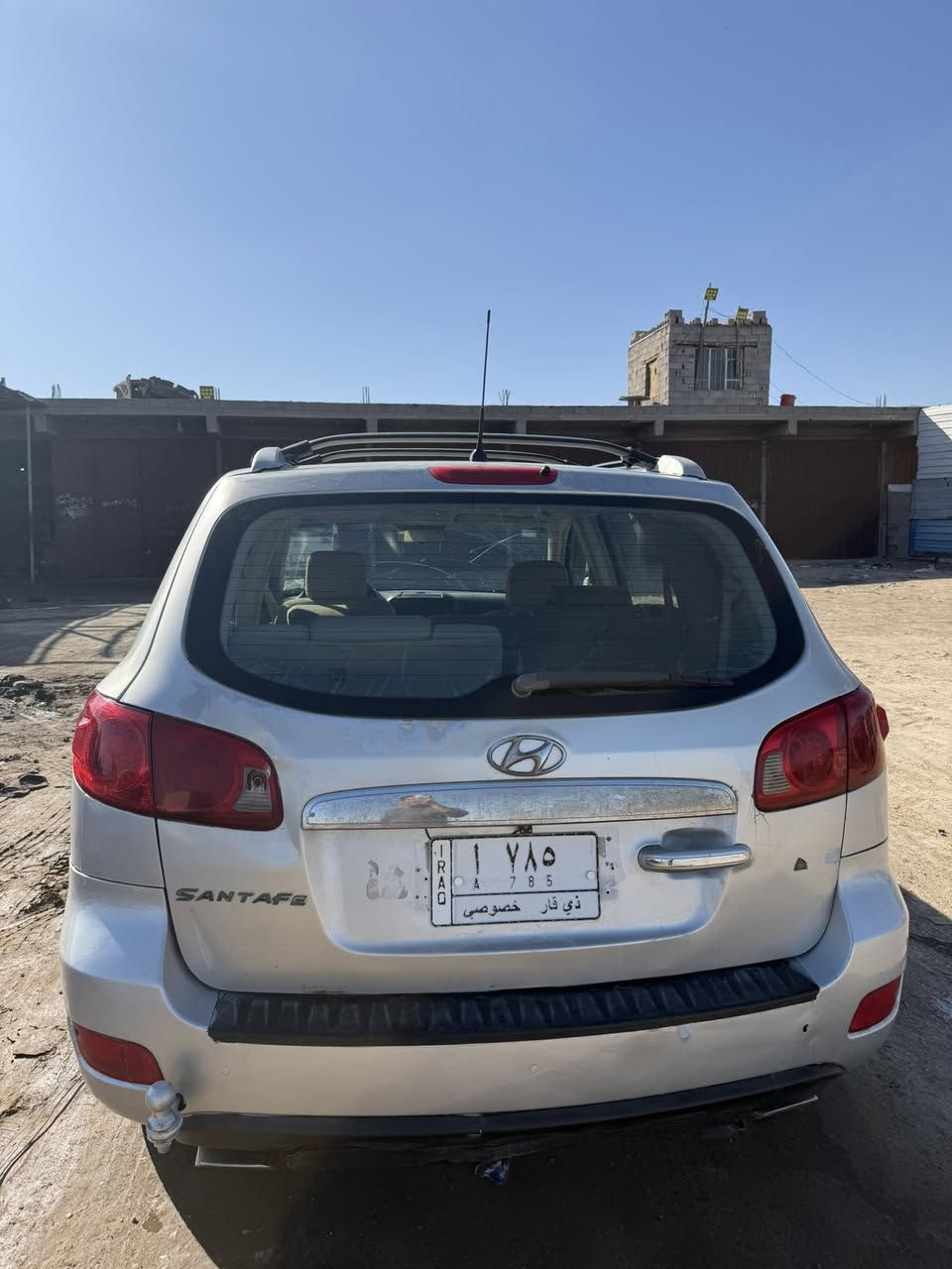 السلام عليكم
للبيع للبيع سنتافي مديل 2008 سبعه راكب 
مكينه كير كفاله
تخم تاير 
للستفسار على ارقم 

‭0775 094 4224‬
