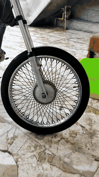 دراجه للبيع شاصي متياز اربع ميه وبيه مجال قليل 07712417076