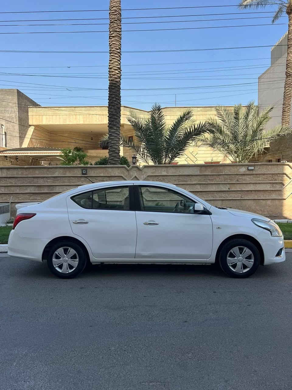للبيع سني هندي موديل 2018 ام بليته الزركه تخم تاير جديد سياره حلوه اي نقص مابيه سياره بسمي رقم بغداد ومكاني بغداد بيه بارد بلحافه مال بنيد اصبع سعر 114
***********
