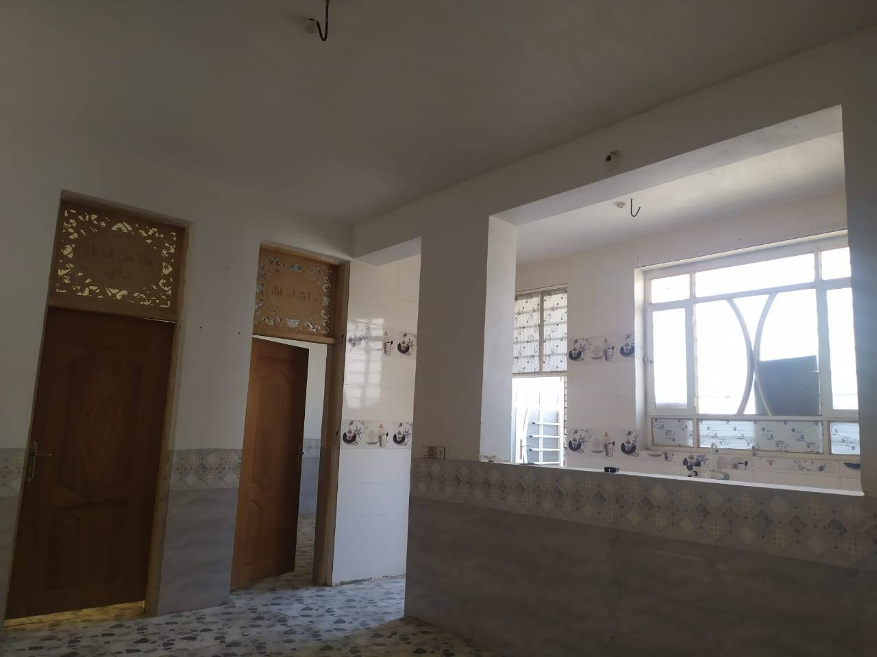 مشتمل للايجــــ💒ـــار 
موقــع الدار حي العسكري شارع المستوصف 

_______________
مكونــات المشــــتل 🏠
  غــرف نوم
غرفه جلوس 
صــاله
مطبــــخ + 

 مجمع صحيــات

💲💲  السعر 250 
_______________
للاستفســار📞
***********   وتساب
