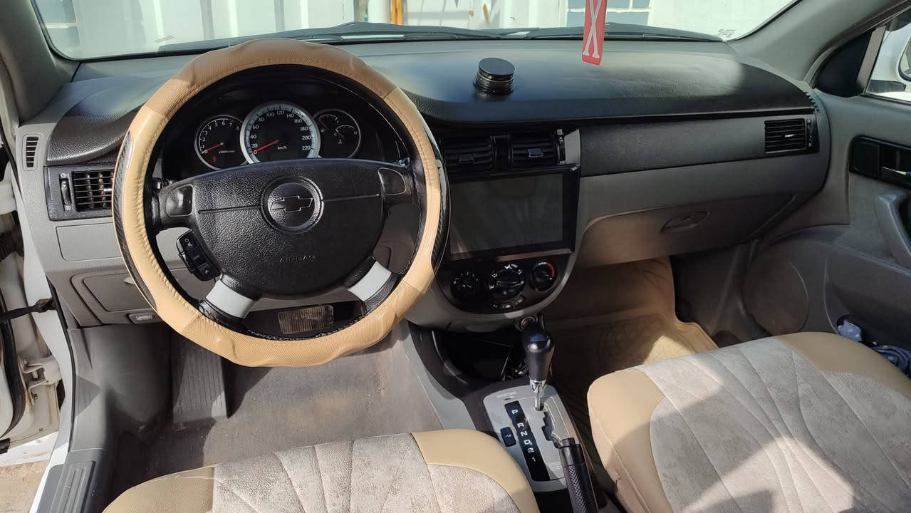 سلام عليكم 
اوبترا للبيع او مرواس رقم سليمانية بسمي 2010سيارة صبغ بدون دواخل 3قطع السعر 77بيها مجال مكان ديالى خانقين  
***********
