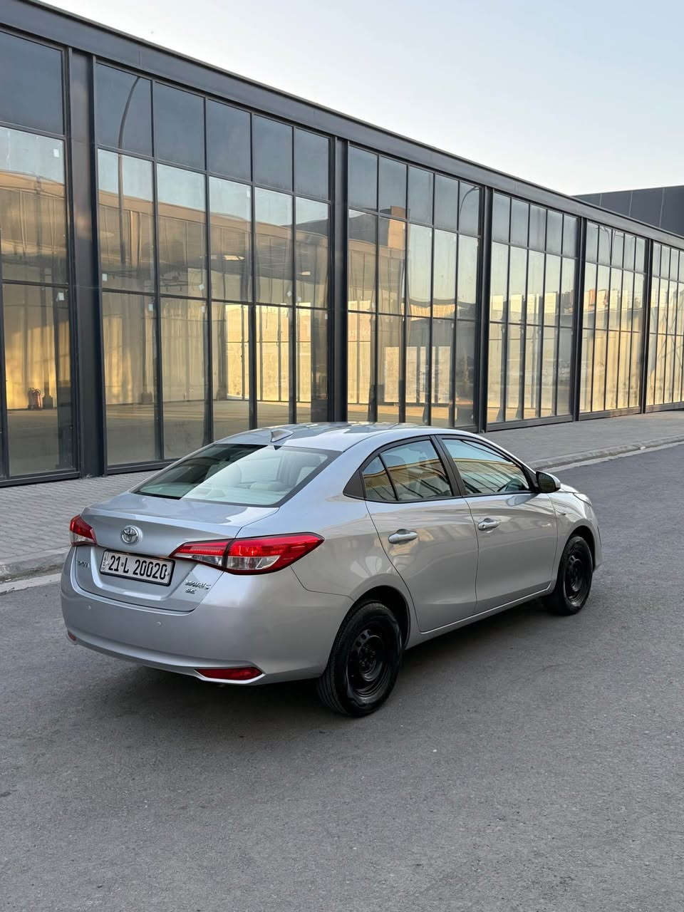 يارس ٢٠١٩ خليجي 
يارس مه كينه گه وره شاشه كاميره دوگمه ي سه ر سوكان لايت عه ده سه و ليد ته نها ٩٠ هه زار رويشتوه كامل سيرفس كراوه تايه ي تازه يه بي بوياخه سه ياره كه ته نها ٣ په له ساردي هه يه سه نه وي تا ٢٠٣٠ تازه يه نرخي ١٢٨ گه لا و مجاليكي كه م گورينه وه ناكه م شوين سليماني 
*********** السليمانية, العراق
