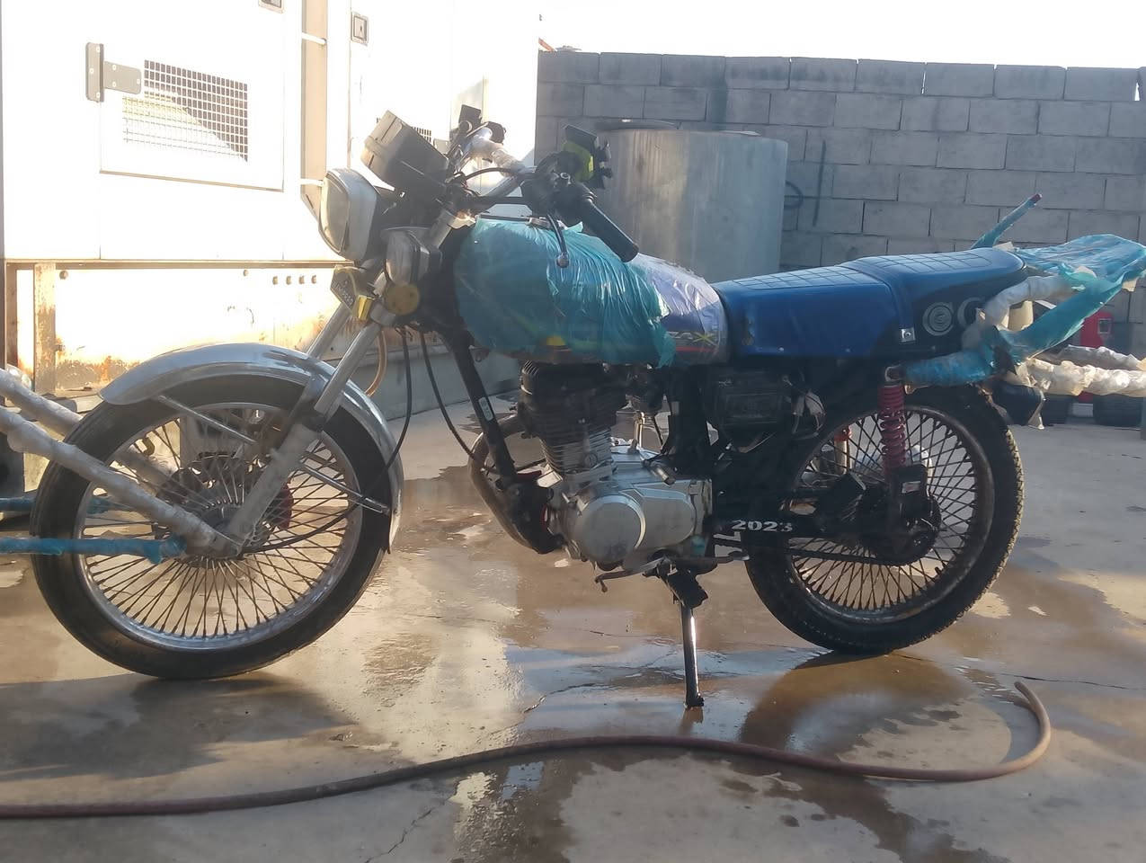 دراجة سونيك 4كير 2023 تجفيت جديد كلها غراضة اصلي ماخذها منفيس موجود اي عيب مابي كهربائيات شغالة سعرة 450 مكاني كركوك أسرى مفقودين ***********
