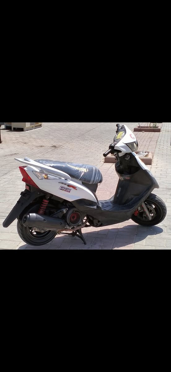 سلام عليكم دراجه ماكس ثعلب 
دراجه مرتبه شلعه ومعدل دراجه بيعا نقوصات بسيطه 
رايدها ب ٦٠٠ مكاني حي اور 
رقمي ***********
