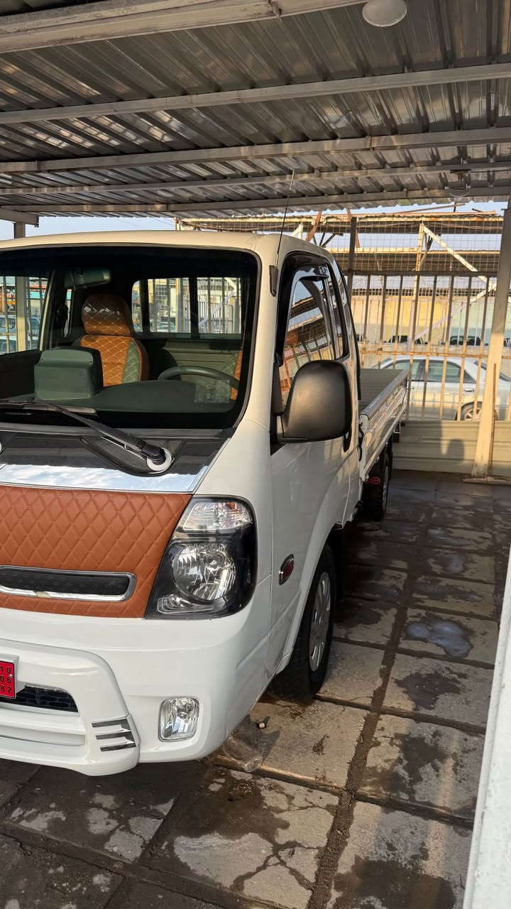 سلام عليكم كيا بنكو مسكر اوتماتيك موديل 2017 مكفوله ضربه وصبغ بيه بارد قليل جاهزه من كلشي للبيع اتصال فقط ***********السعر 145 وبيه مجال للشراي البصرة, العراق
