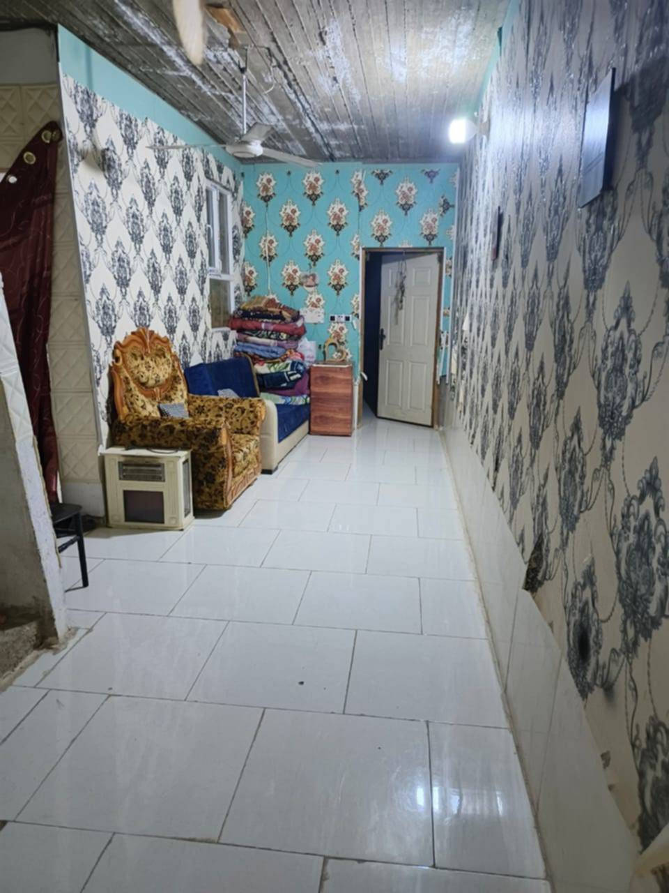 اللهم صلي ع محمد وال محمد دار للرهن مساحة 100م طابقين
بيت طابقين استقببال صاله مطبخ داخلي حمام داخلي وحمام خارجي ٣ غرف وحده جوه وثنين فوك وحمام فوك بلطابق الثاني البيت بس سقف ثانوي مامكملينه عنوانه كوفه حي متنبي شارع الطاقه مقابيل ديلاب الهوه مال كوفه لاند سعر الرهن 50مليون مدة 5سنوات وبيه مجال للأستفسار راسل واتساب او راسل الصفحه ***********
