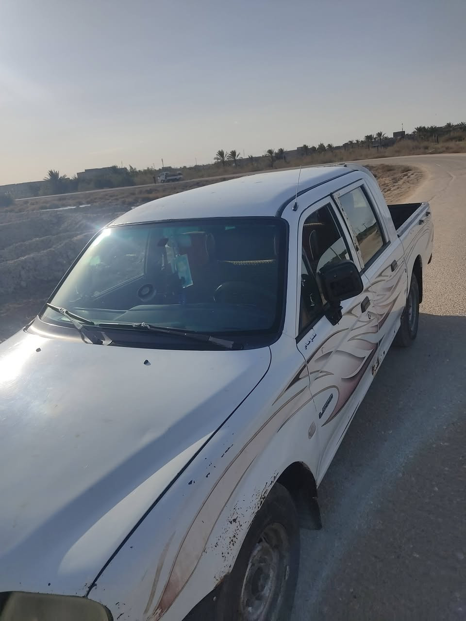 السلام عليكم مستبوشي2006 بئسمي سنويه لل 30 شاصي مكفول تخم تاير السعر 55 وبيها مجال *********** البصرة بني منصور
