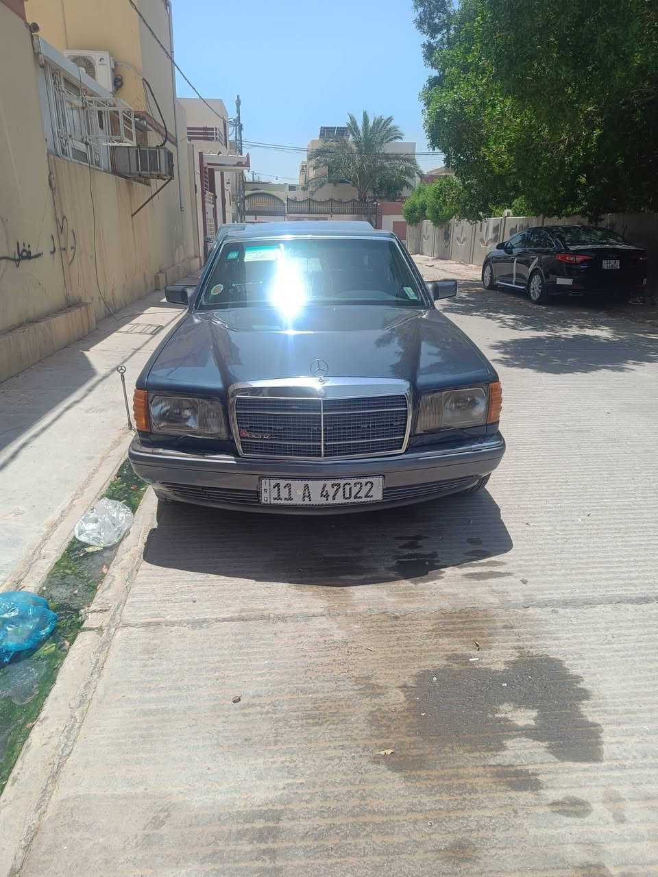 سلام عليكم مارسدس سي 300 رئاسي كلهه بلاديه تبريد ويا السويج مكينه وكير وحداديه وغرفه وكشر كله لوك بيع او مراوس حسب القناعه ***********
