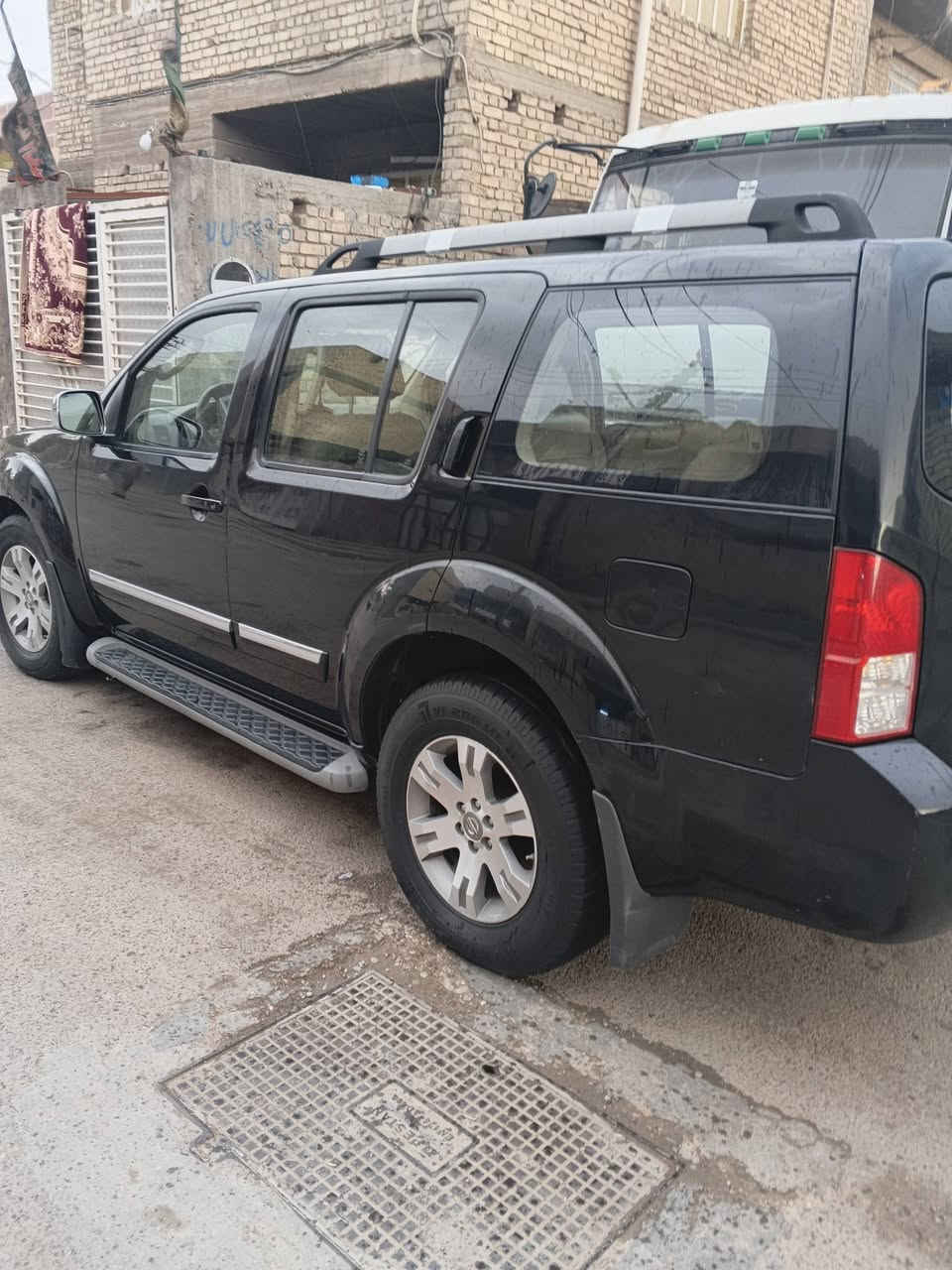 بافندر 2008 ملكي فول مواصفات  فتحه سلايت محرك بلادي تخم تاير جديد مكفوله كفاله عامه  تدفئه تبريد دوشمه بلادي  رقم انكليزي  بغداد  سبعه راكب سنويه. باسمي تحويل ثاني يوم الاتصال  *********** غير متواجد على النت
