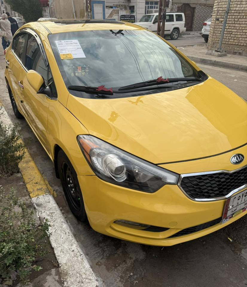 فورتي 2015 امريكي حادث جاملغ امامي فقط فول مواصفات بصمة تشغيل بصمة ابواب فتحه سقف شاشه كامرا تحكمات ستيرن لايت زينون  كراسي كهرباء ماشيه 94 محرك 1800 تخم تاير جديد صدر امامي خلفي كله جديد تبريد ثلج سياره جهازه مابيهه نقص رقم بغداد سنويه لل 28 العنوان بغداد الرصافه السعر 100 ورقه يعني شده *********** صور الحادث والسونار مرفقه بالمنشور سياره ليبل واحد
