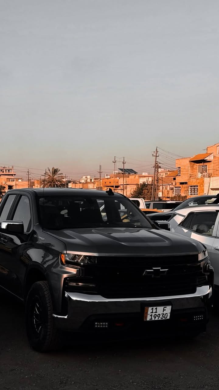 السلام عليكم
سلفرادو 1500 موديل 2021 lt 

مكينة 5.3 

ممشى 87 الف كيلو 

السيارة نظيفه بدون جيك انجن ادامة مستمرة لسيارة

حادث جاملغ وبنيد بدون شاصي 

السعر 203 ورقة بسبب مستعجل عليها 

*********** واتس
