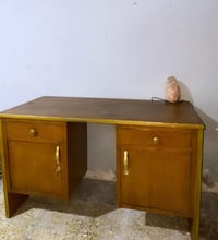 ميز دراسة • صاج